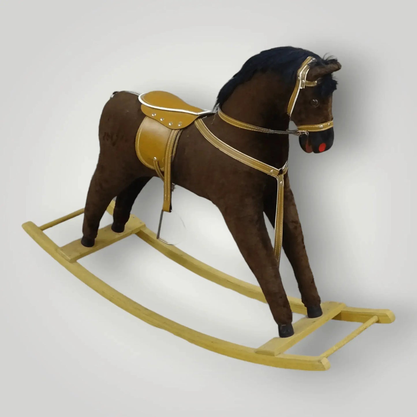 Antiek schommelpaard - Larix - Meubelen.be