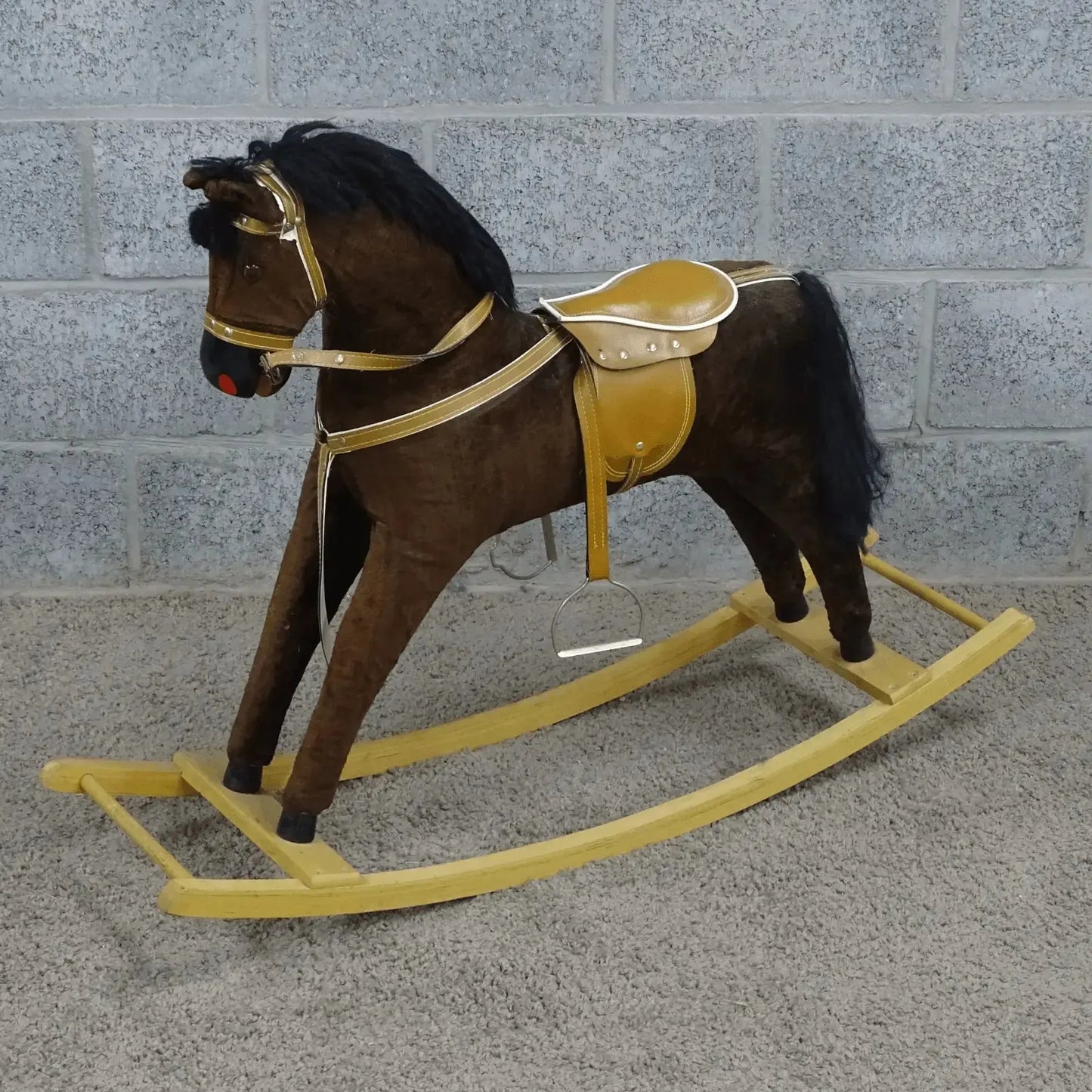 Antiek schommelpaard - Larix - Meubelen.be