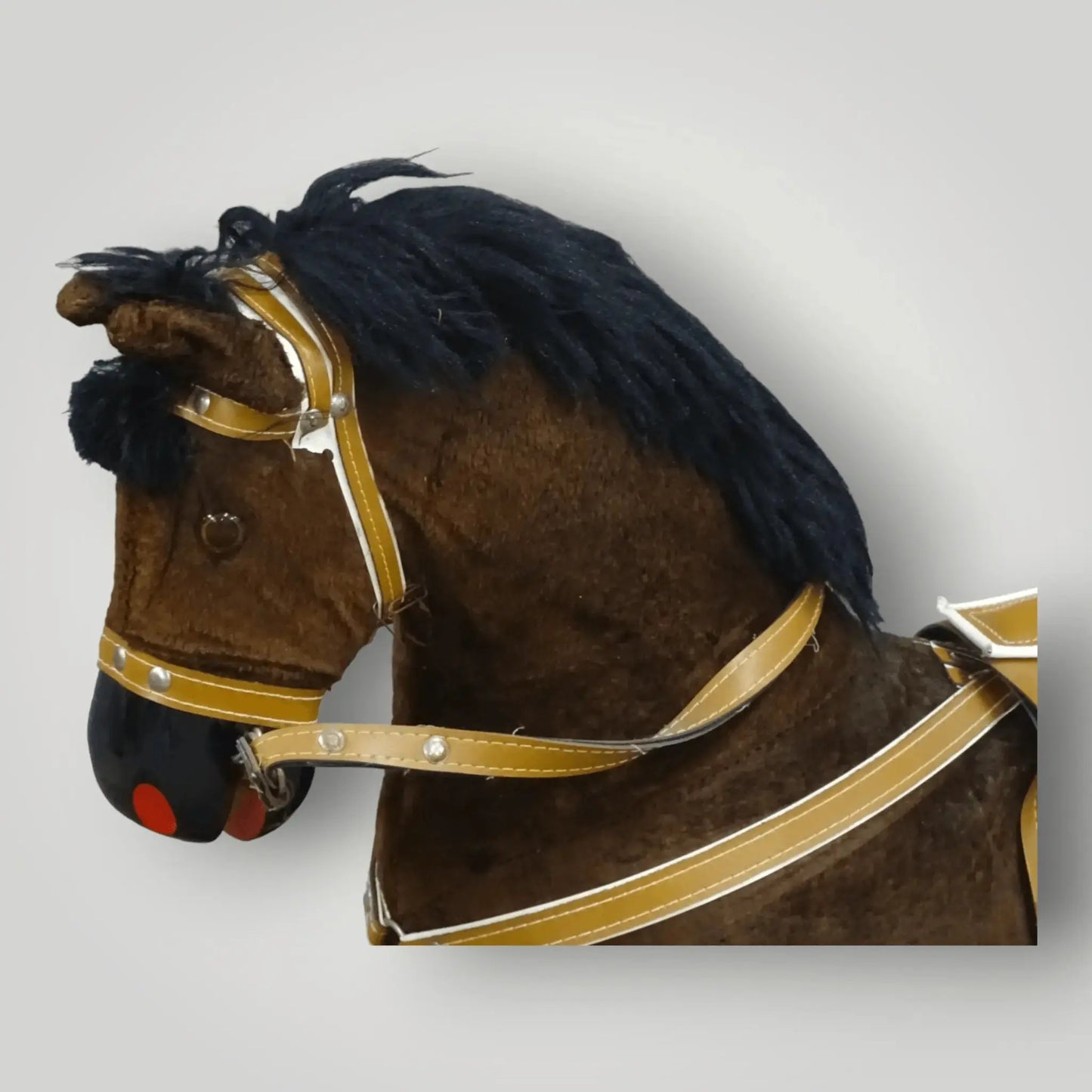 Antiek schommelpaard - Larix - Meubelen.be