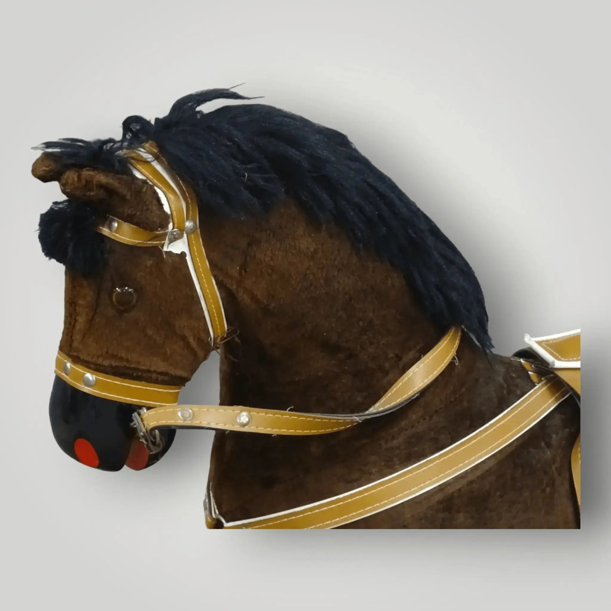 Antiek schommelpaard - Larix - Meubelen.be