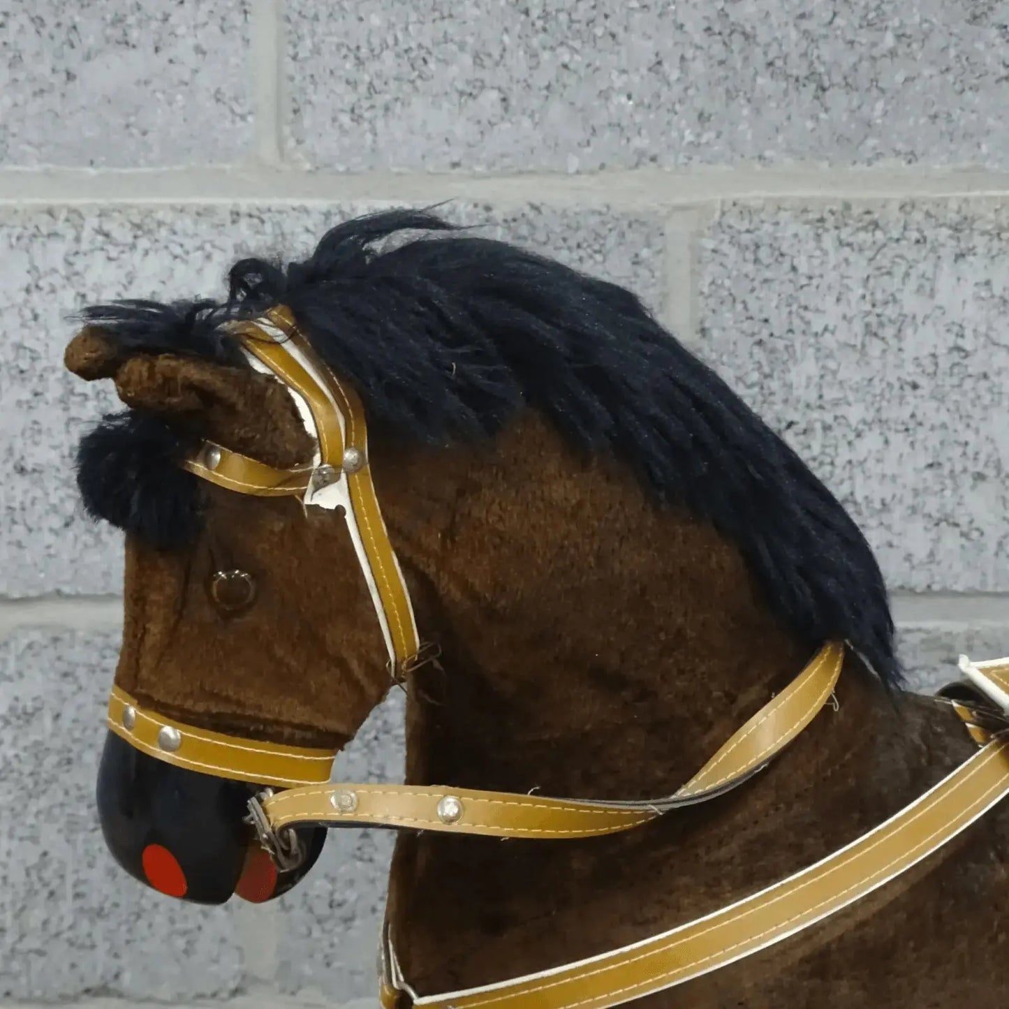 Antiek schommelpaard - Larix - Meubelen.be