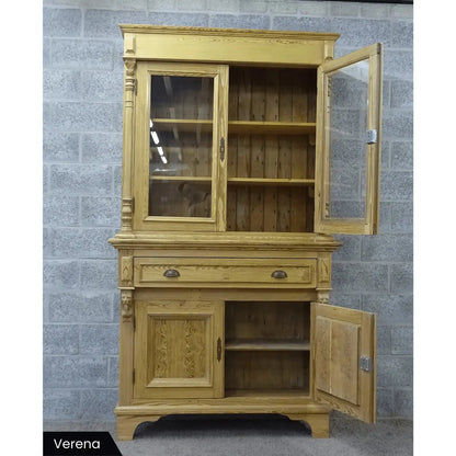 Antieke grenen vitrinekast(en) - Larix - Meubelen.be