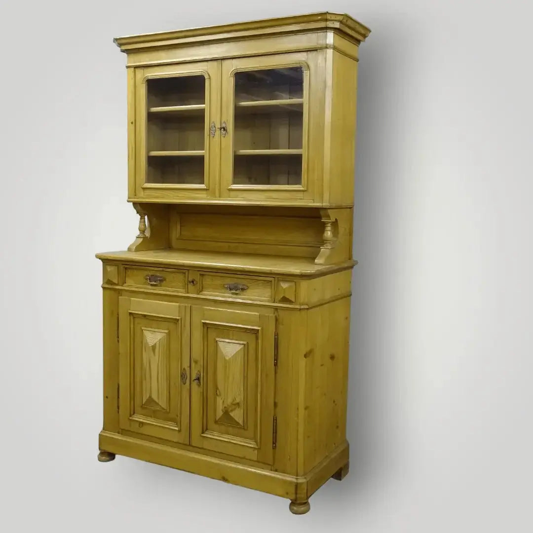 Antieke grenen vitrinekast(en) - Larix - Meubelen.be