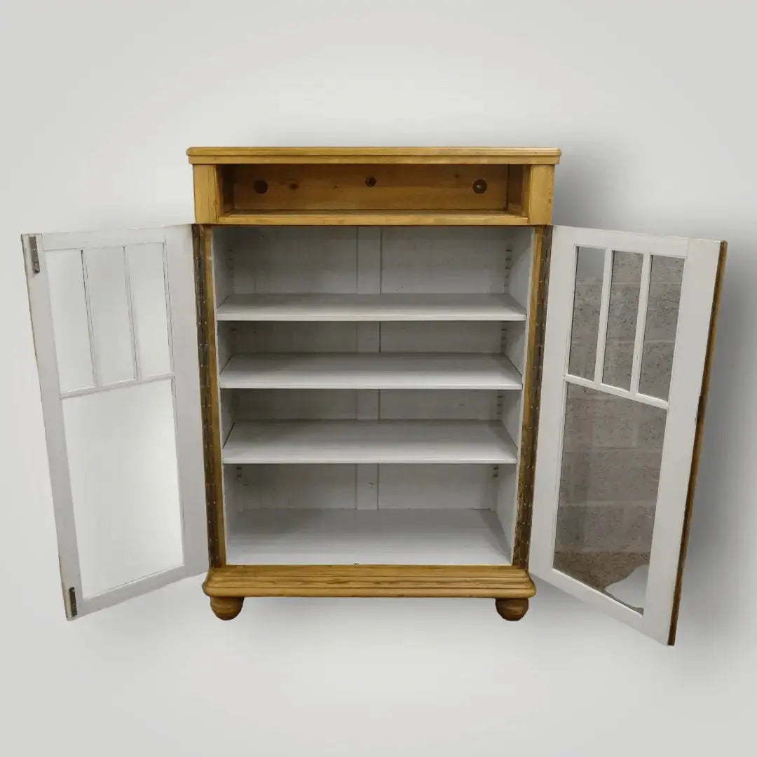 Antieke meidenkast(en) - Larix - Meubelen.be