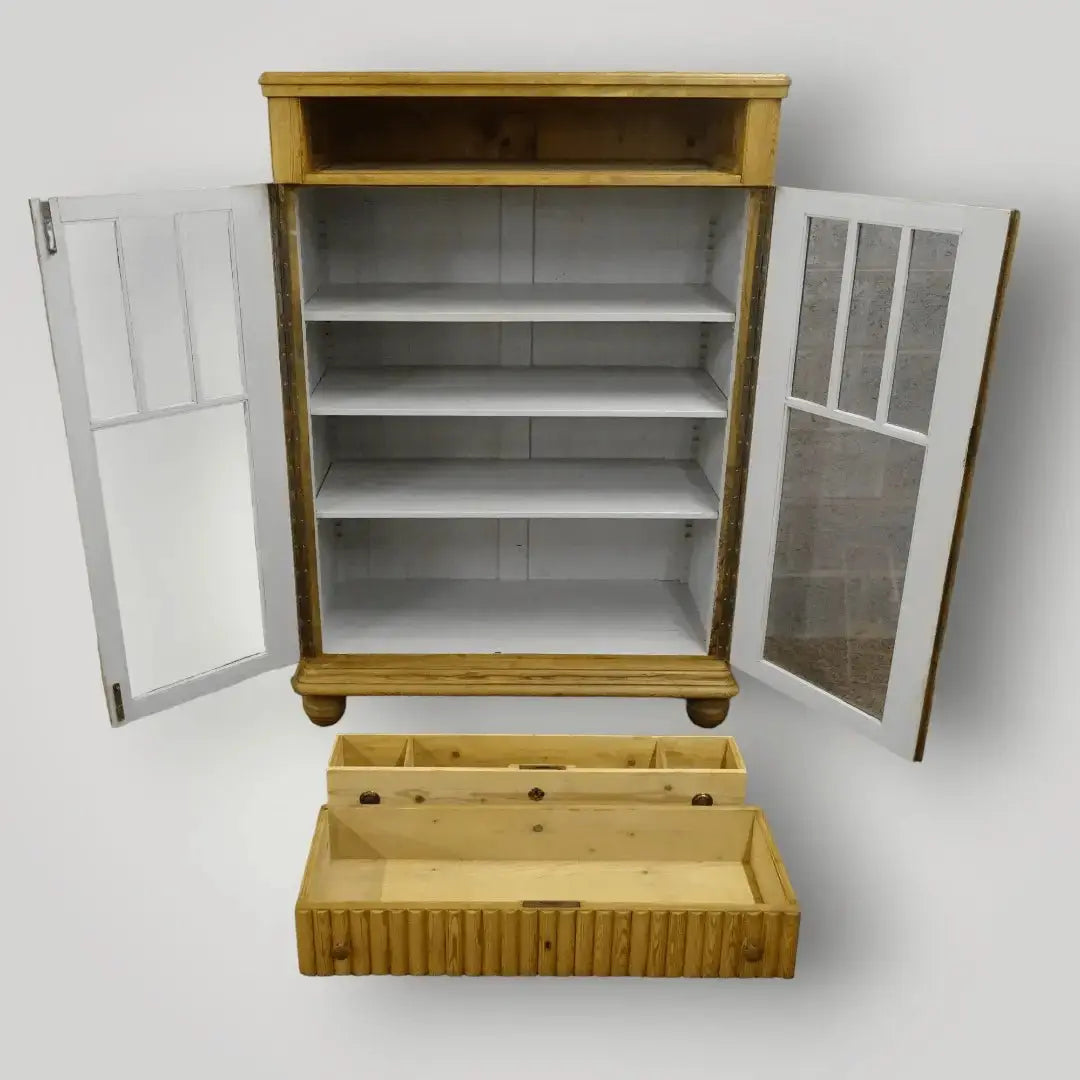 Antieke meidenkast(en) - Larix - Meubelen.be