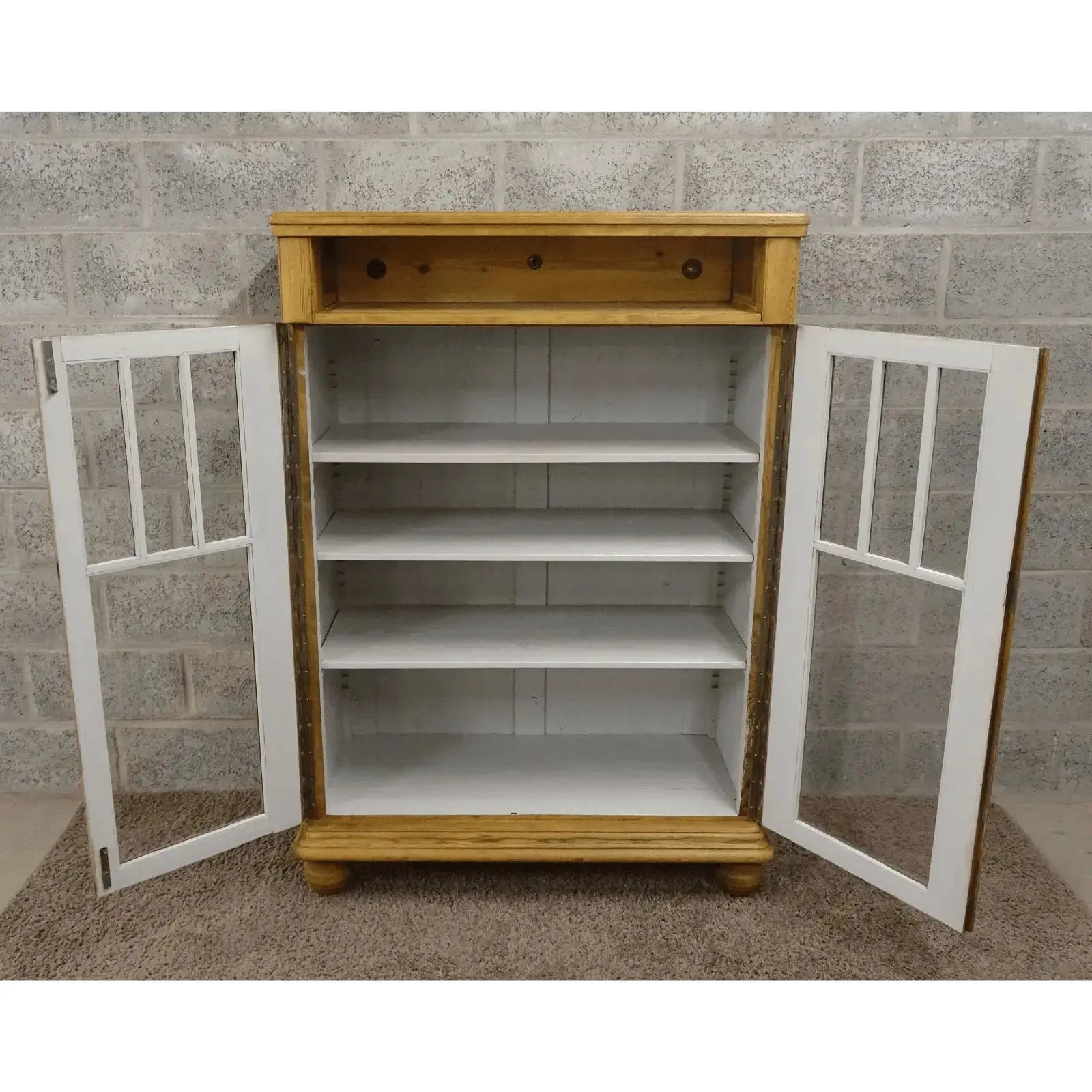 Antieke meidenkast(en) - Larix - Meubelen.be