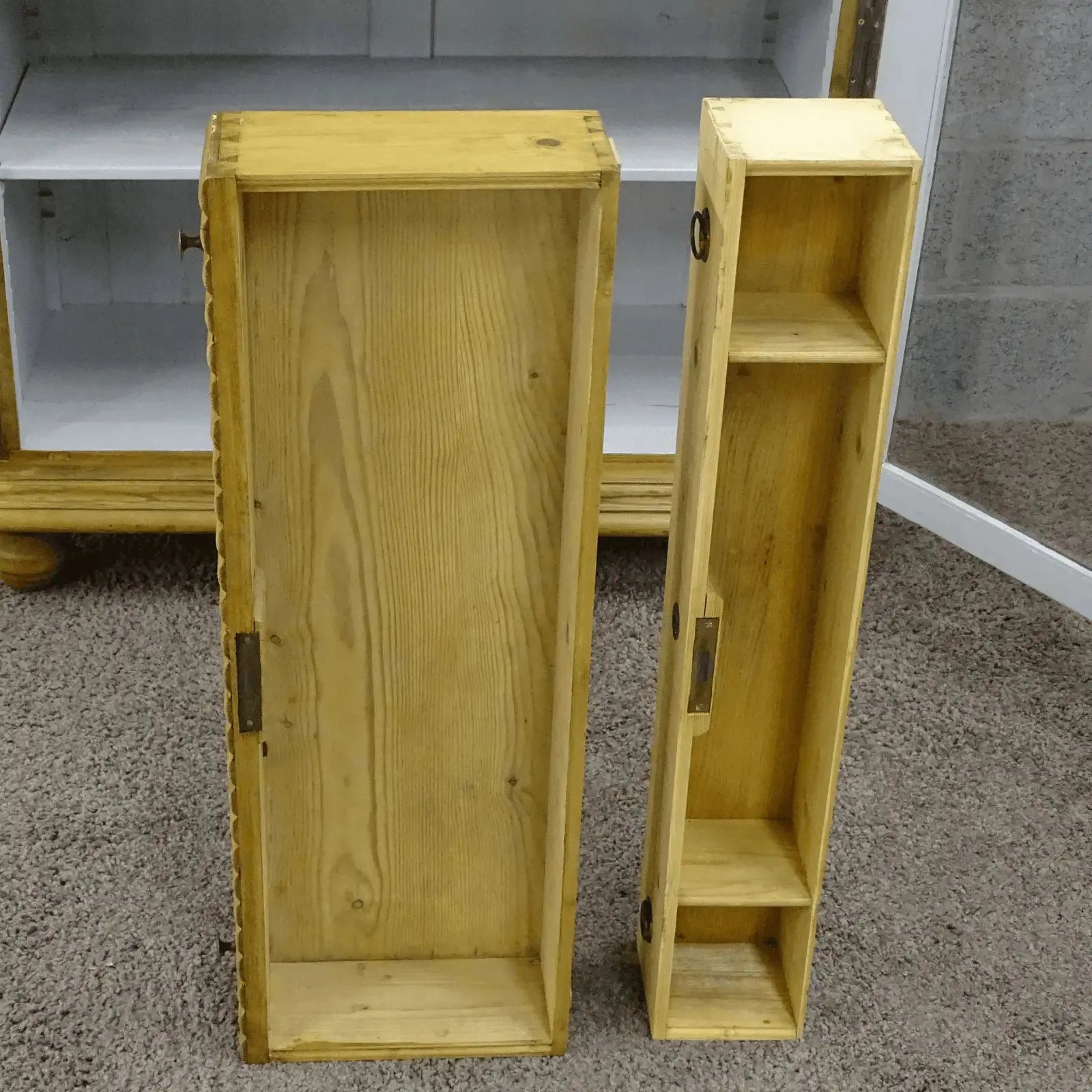 Antieke meidenkast(en) - Larix - Meubelen.be