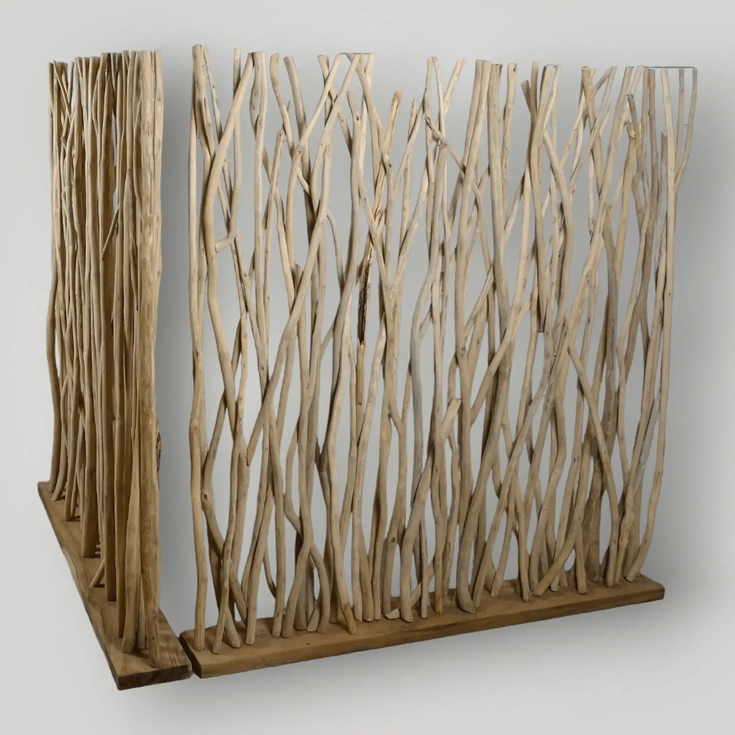 Bali - Breeze jungle wall (Suar houten kamerscherm) - Larix - Meubelen.be