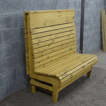 Houten treinbanken ook op maat verkrijgbaar - Larix - Meubelen.be