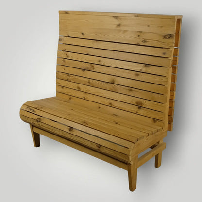 Houten treinbanken ook op maat verkrijgbaar - Larix - Meubelen.be