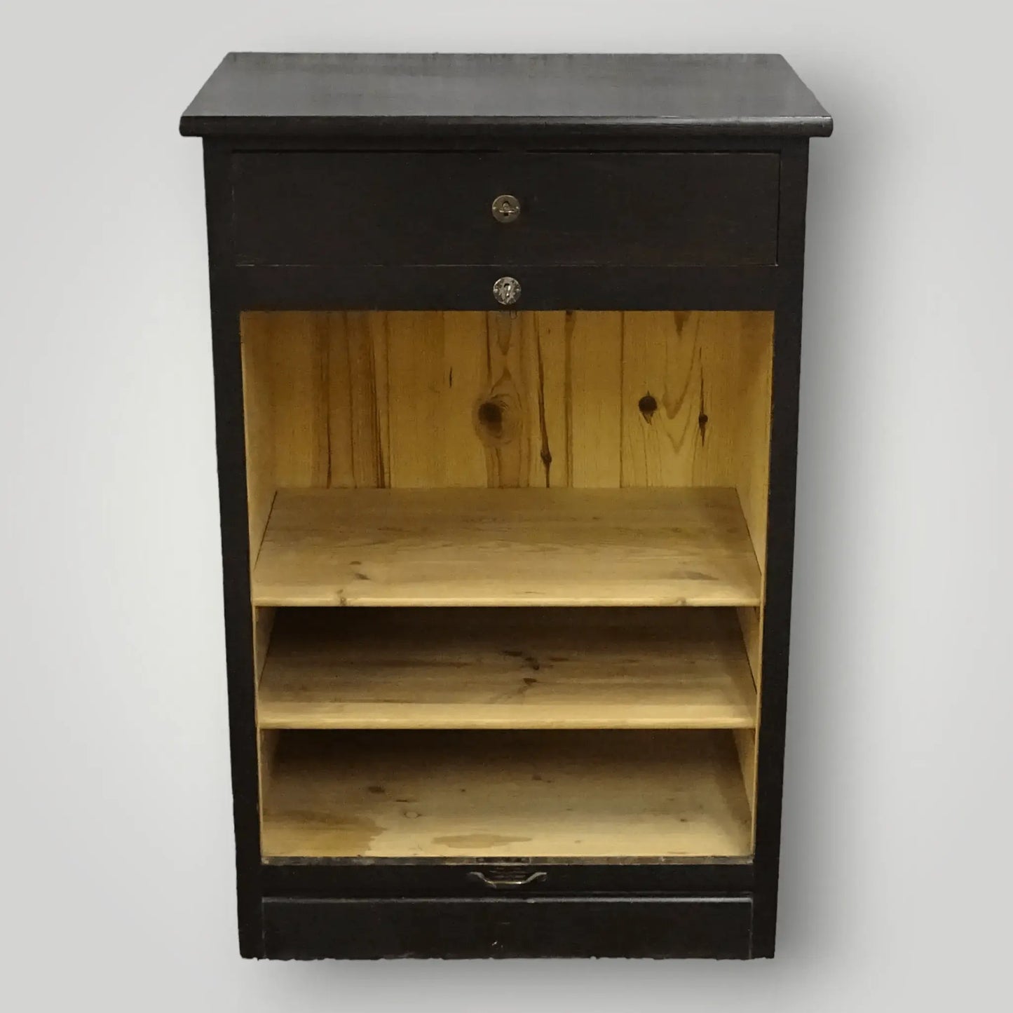 Houten vintage rolluikkast - Larix - Meubelen.be