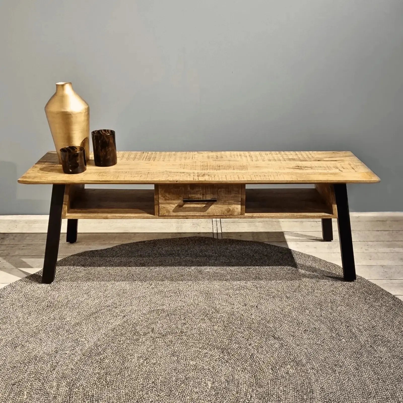 Industriële TV - kast Berlin collectie - Larix - Meubelen.be