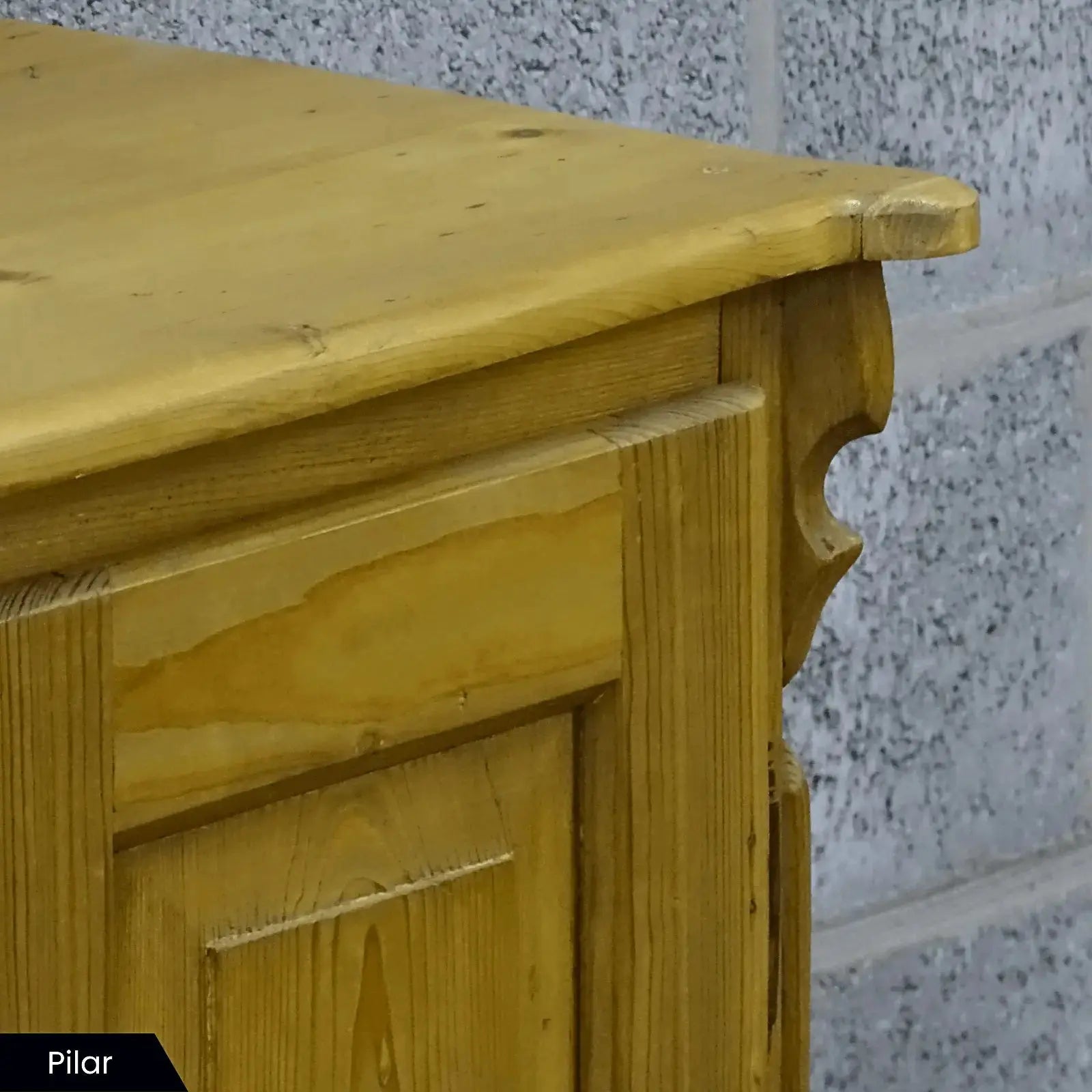 Old pine bijzetkastje(s) - Larix - Meubelen.be