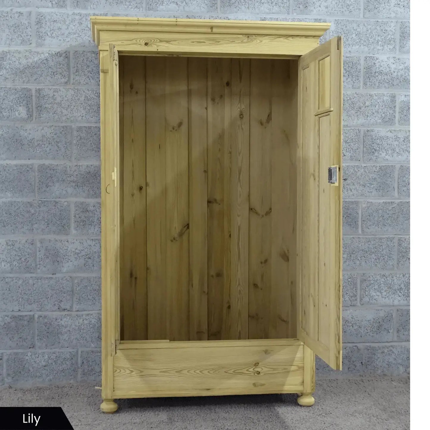 Oud grenen garderobekasten voor in de hal - Larix - Meubelen.be