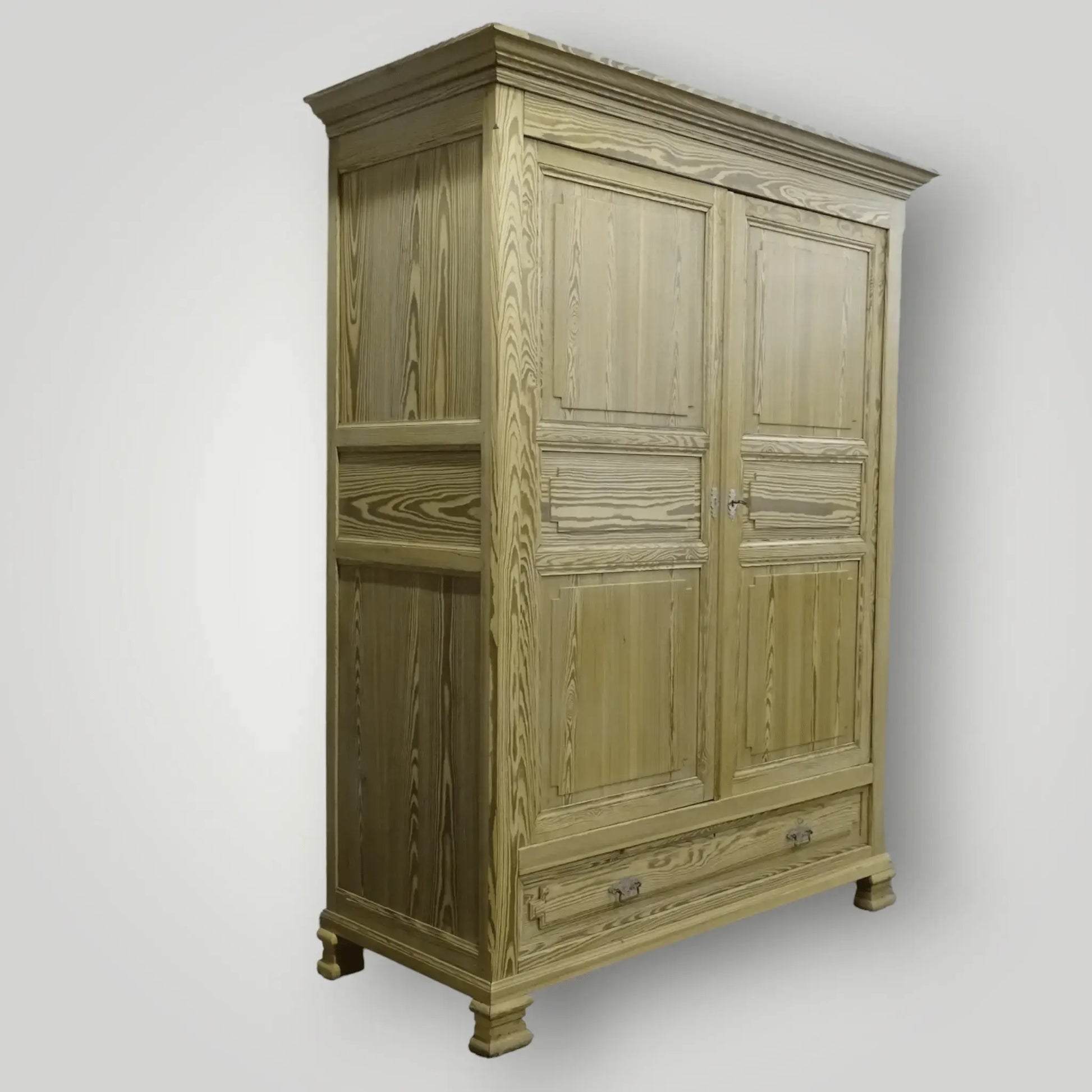 Oud grenen kledingkast(en) volledig demonteerbaar - Larix - Meubelen.be