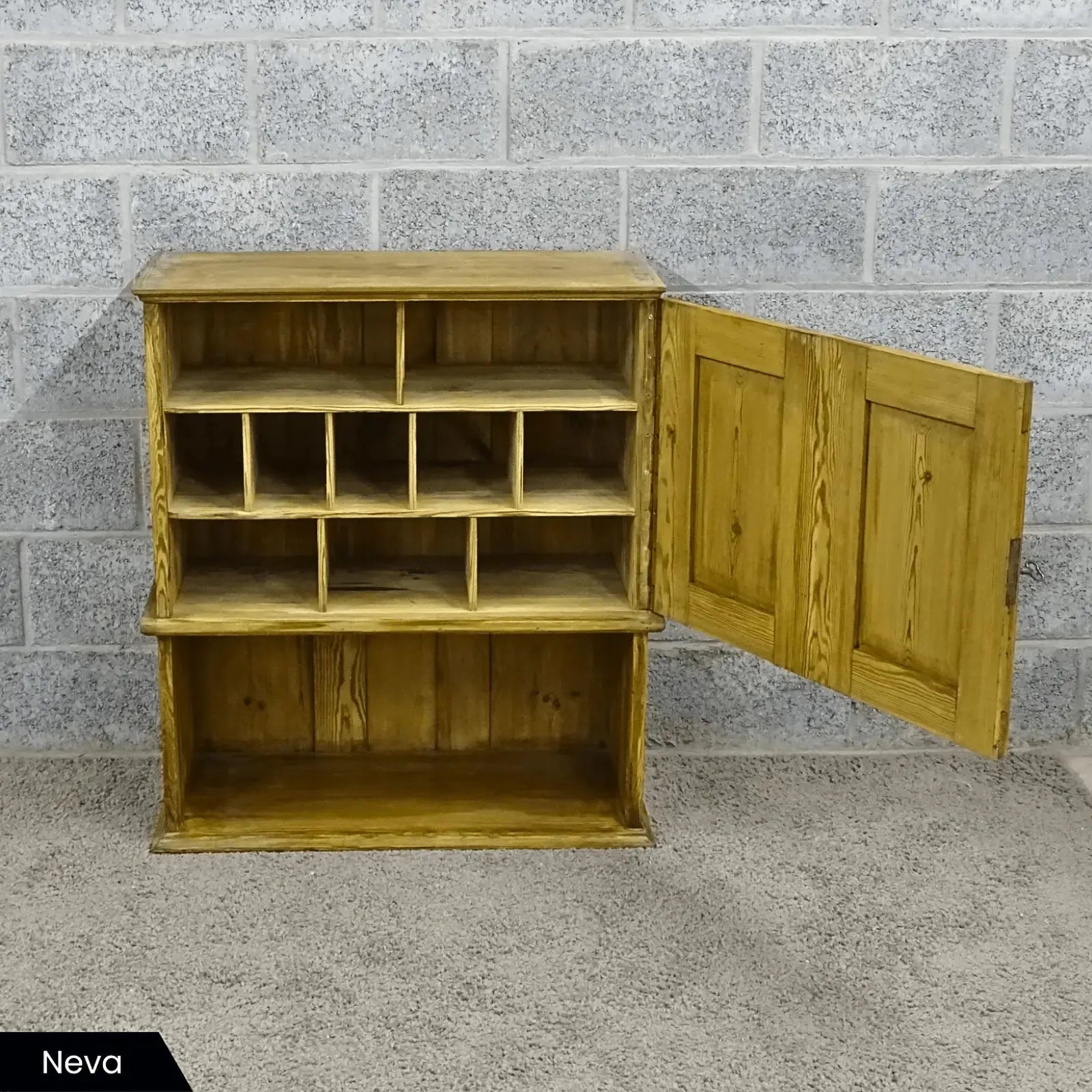 Oud hout (Old - Pine) hangkastje(s) - Larix - Meubelen.be