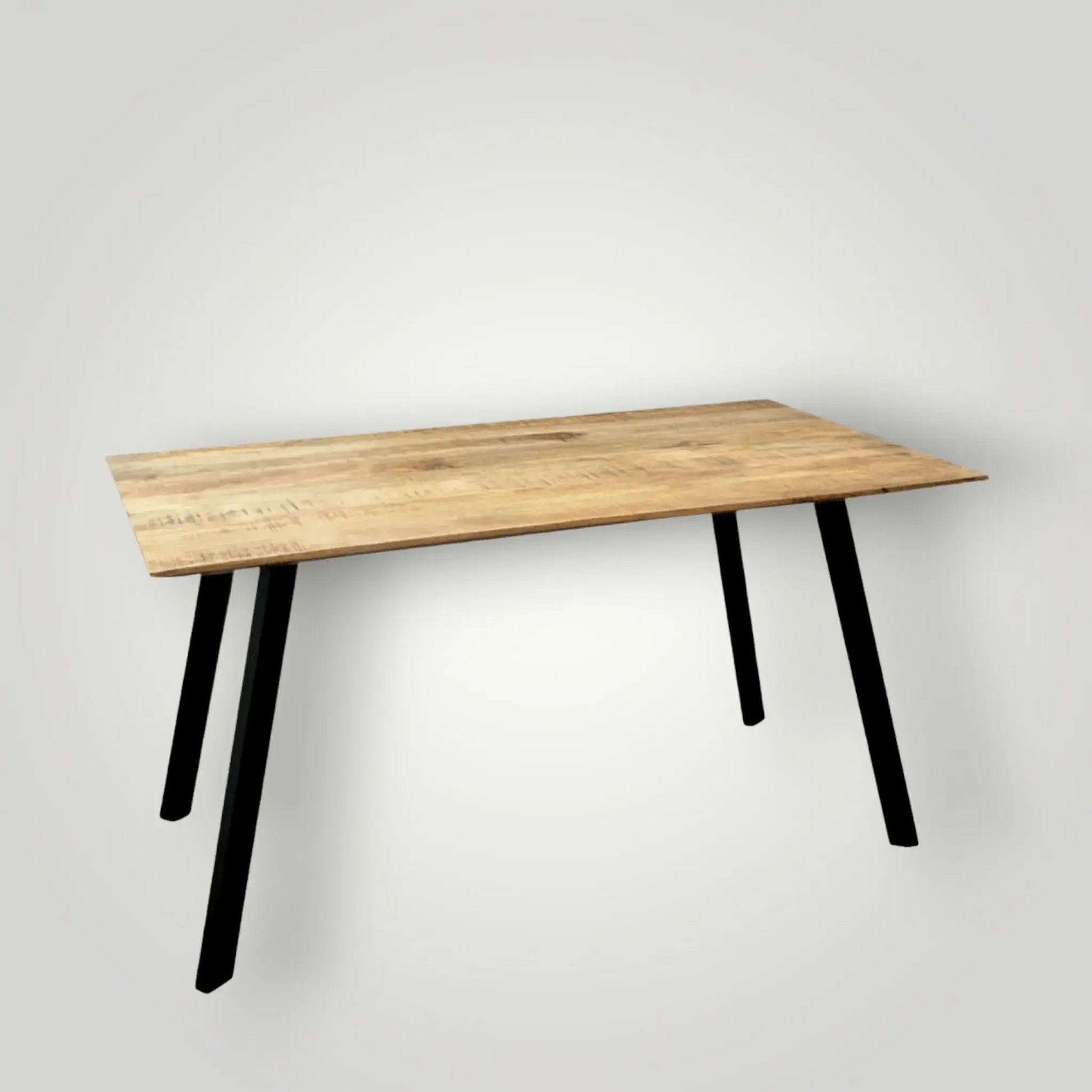 Rechte industriële eettafels uit de Berlin collectie - Larix - Meubelen.be