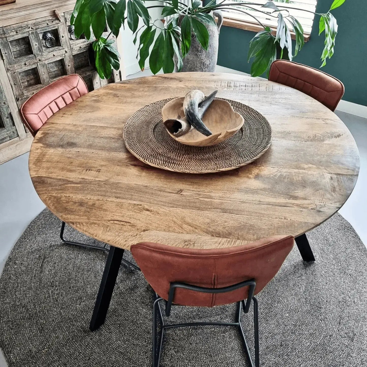 Ronde industriële eettafels uit de Berlin collectie - Larix - Meubelen.be