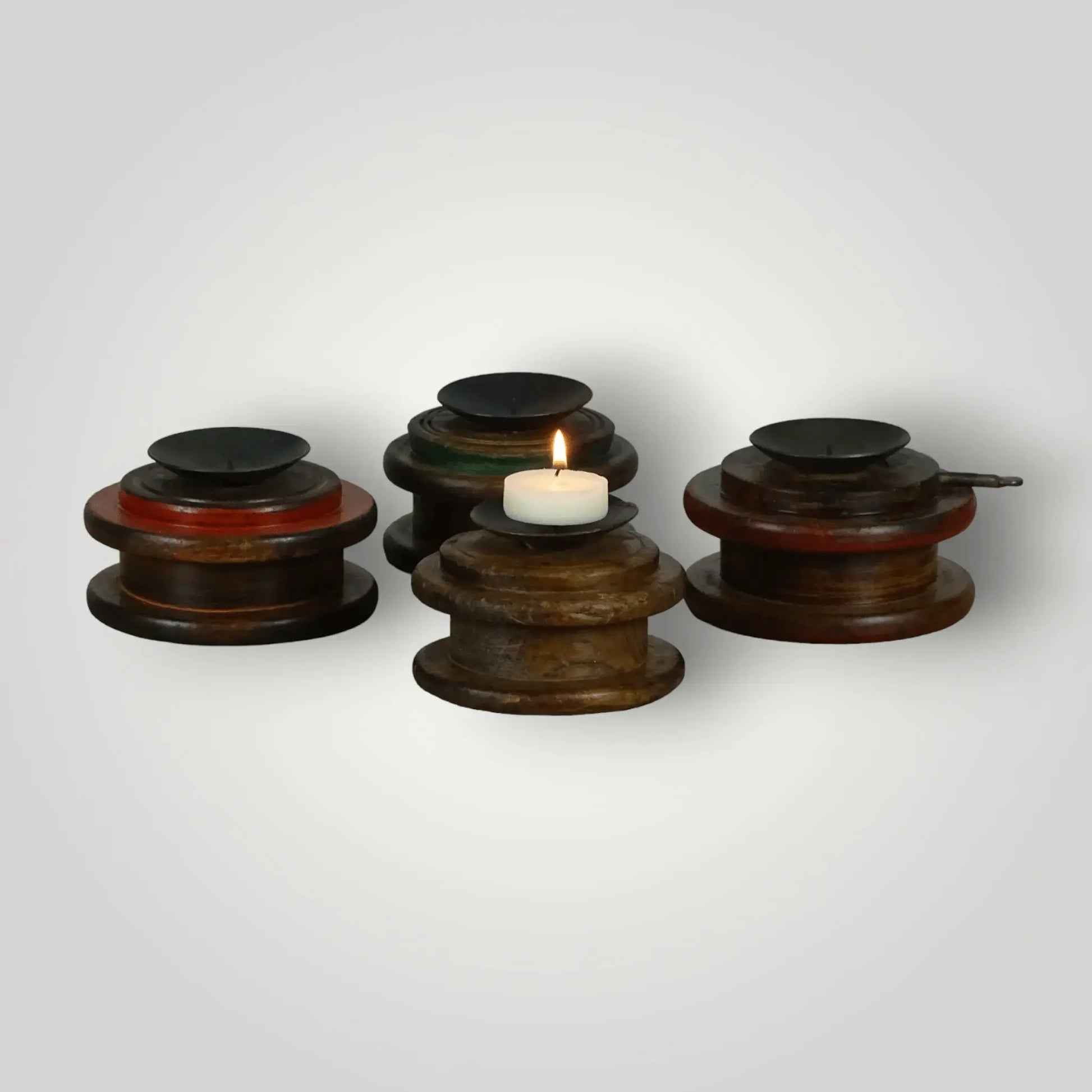 Zenkyras Houten Kandelaars - Larix - Meubelen.be